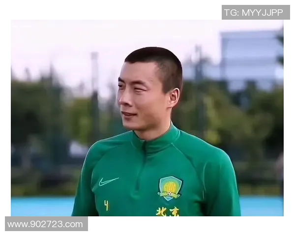 李磊畅谈足球生涯背后的故事与成长历程 李磊畅谈足球生涯背后的故事与成长历程