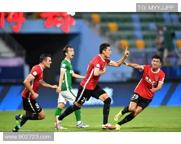 成都足球队状态变革引发热议球迷期待新篇章与未来发展