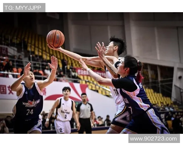 赛后分析：北京篮球队与深圳篮球队的战术对决与技术细节剖析